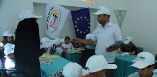 لكل طفل حق المشاركة في مناقشة قضايا الطفولة والتعبير عن رأيه بحرية.